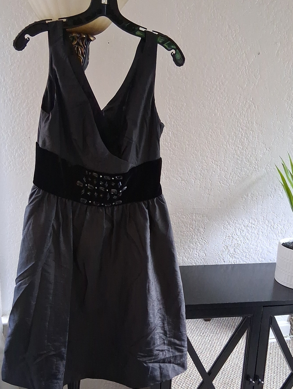 Nine West Black Sleeveless V-Neck Mini Dress with Embellished Waist